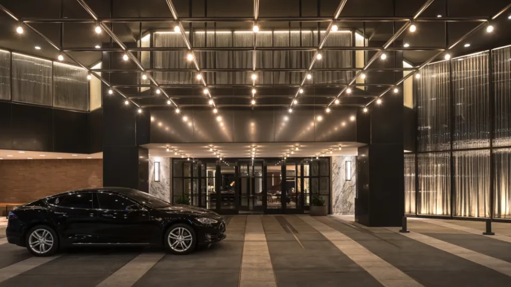 Four Seasons Houston airport shuttle luxury SUV pickup